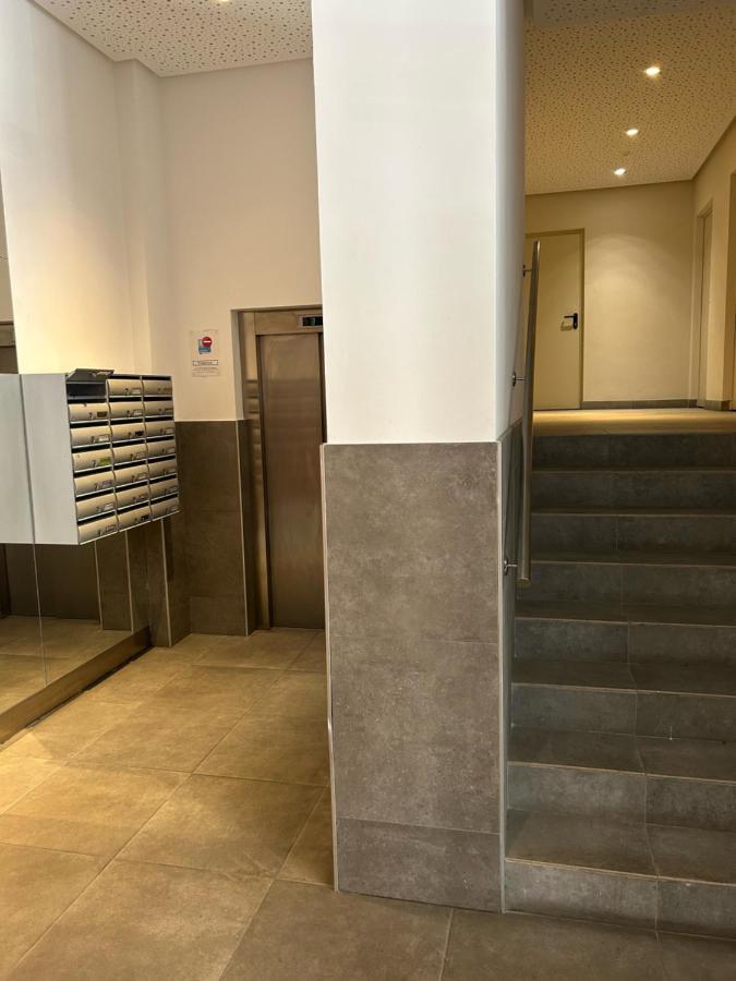 Lujoso Hogar Cerca Del Casco Antiguo De La Ciudad Lägenhet Valencia Exteriör bild
